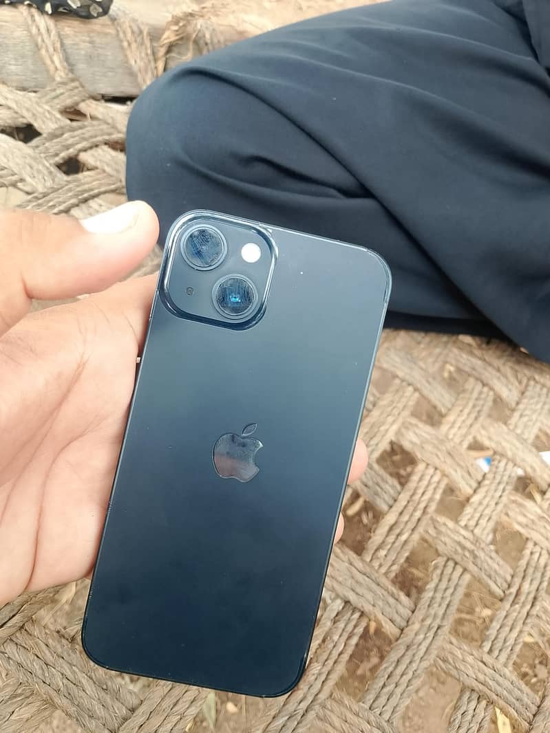 Apple iPhone 13 3