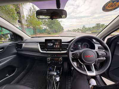 KIA STONIC 2025