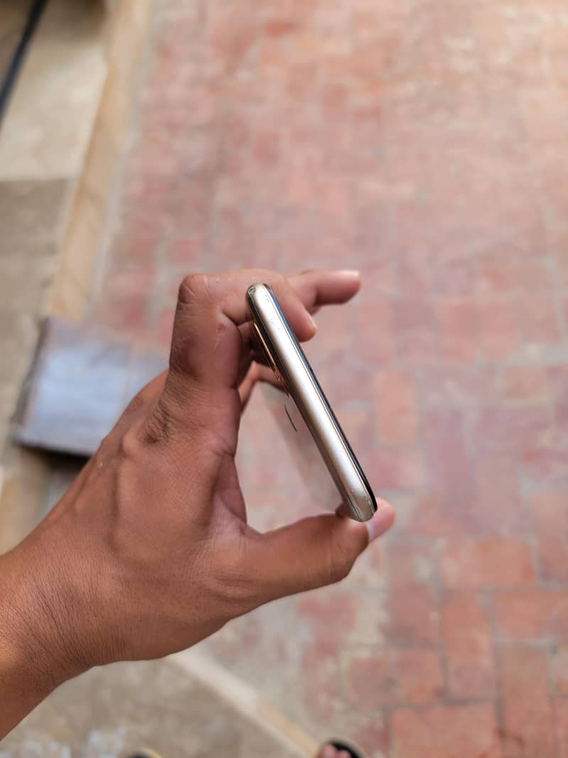 OPPO A7 1