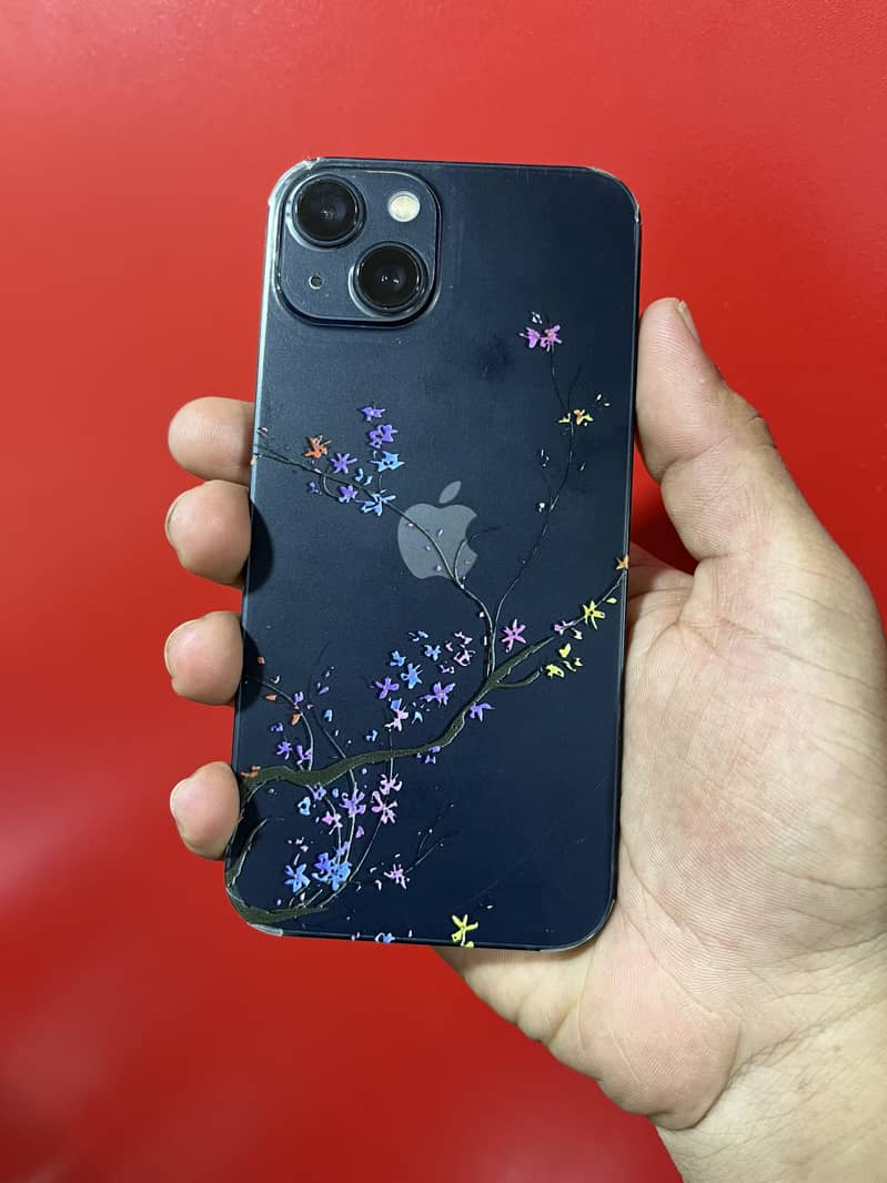Apple iPhone 13 0