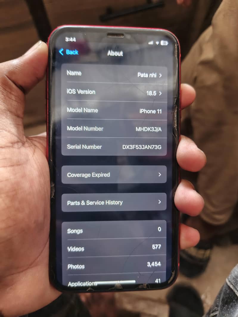 Apple iPhone 11 4