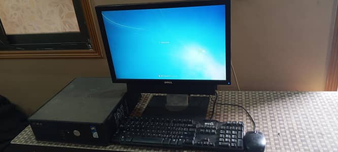Sirf Monitor or CPU Sale pe ha