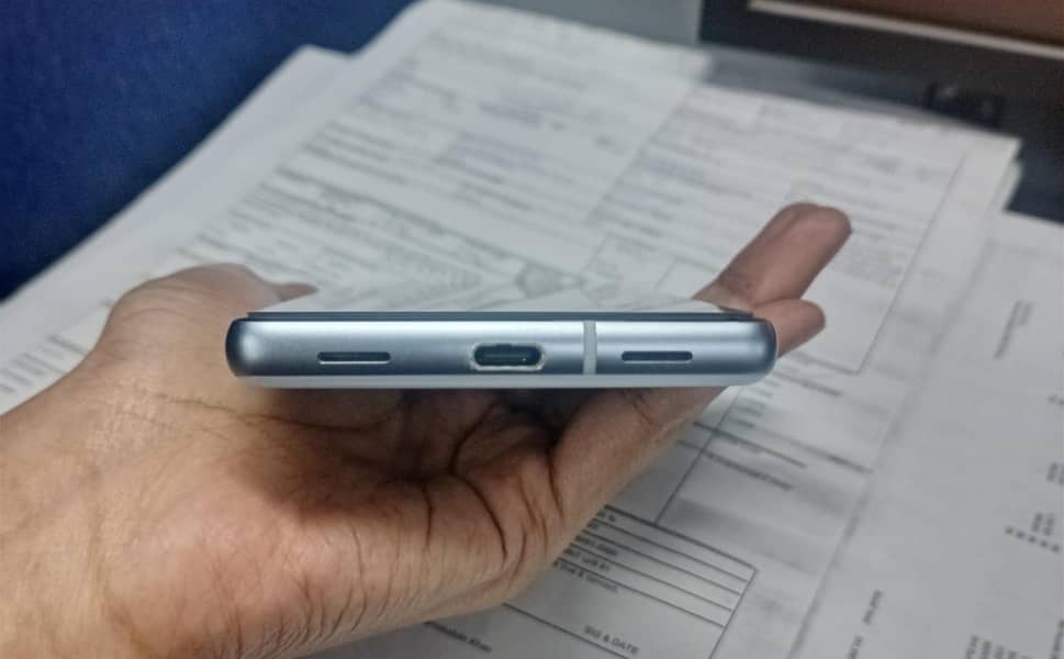 Google Pixel 7a 4
