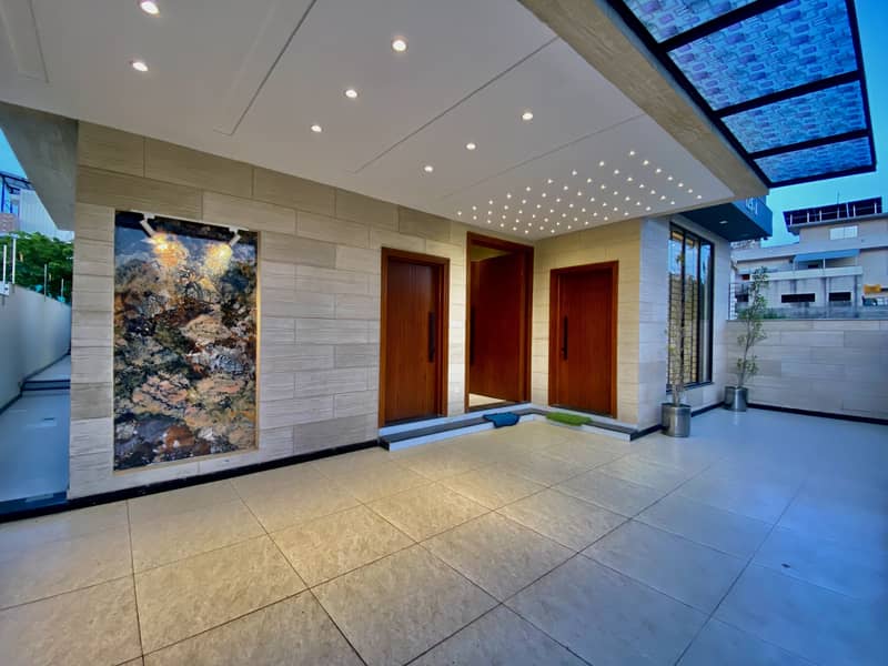Exceptional Home, Exceptional Value ! 3