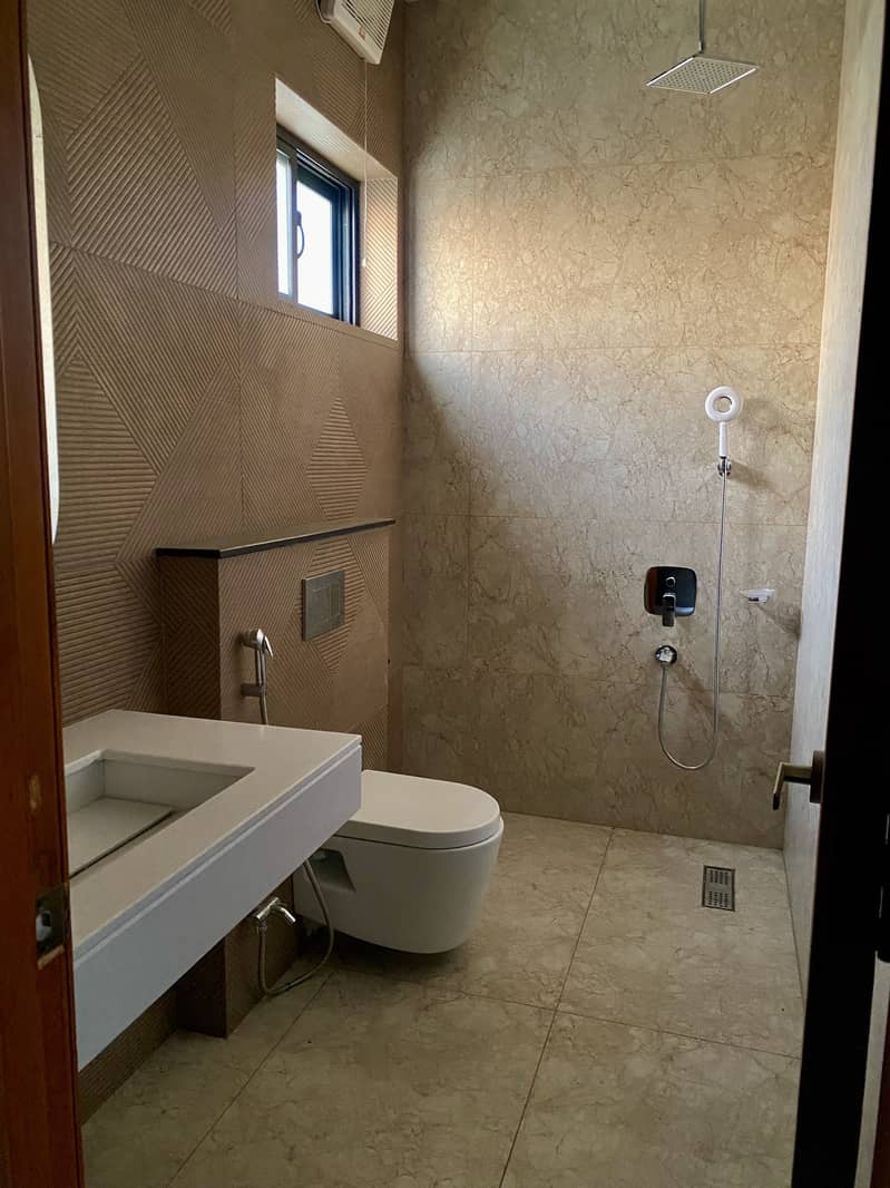 Exceptional Home, Exceptional Value ! 7