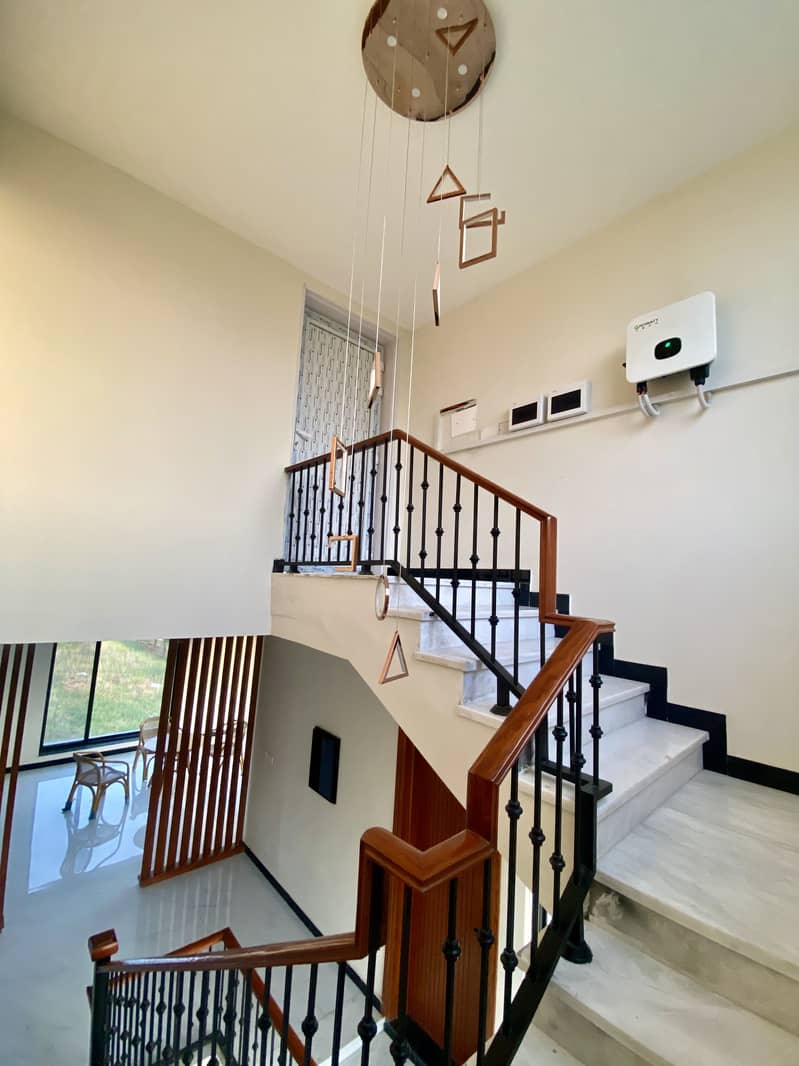 Exceptional Home, Exceptional Value ! 13