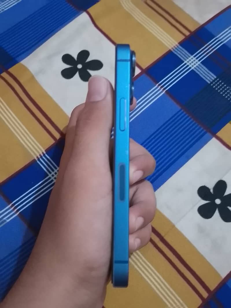 Apple iPhone 13 mini 2