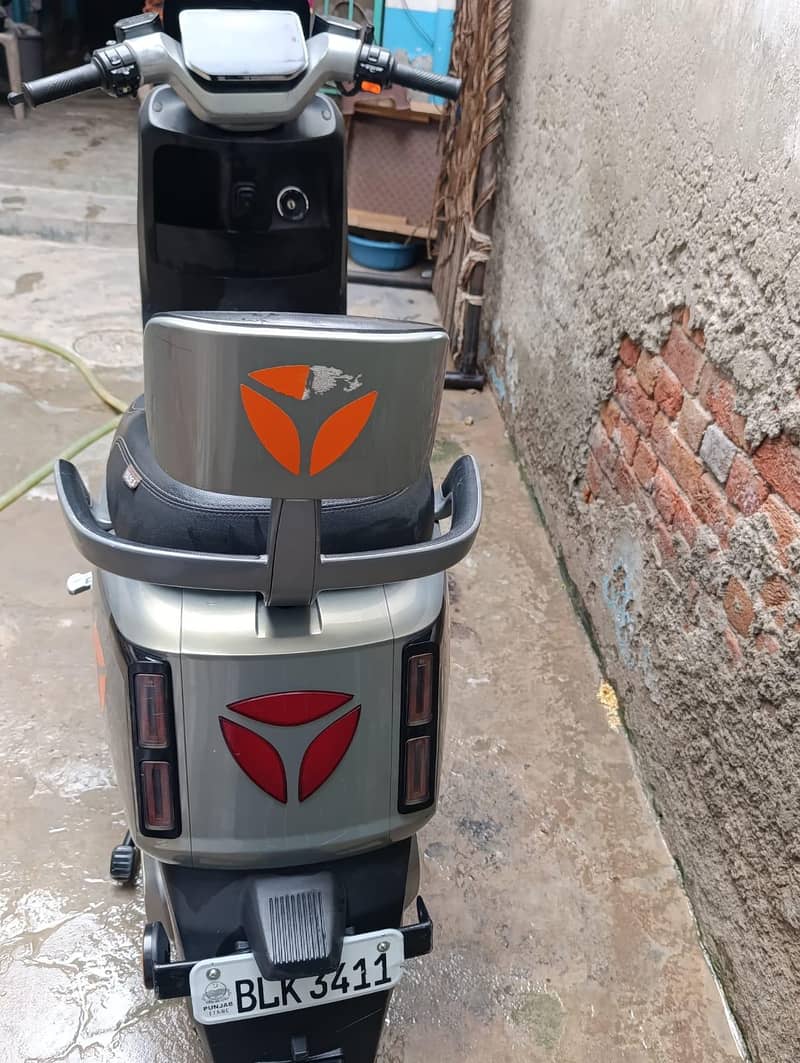 yadea Epoc 1