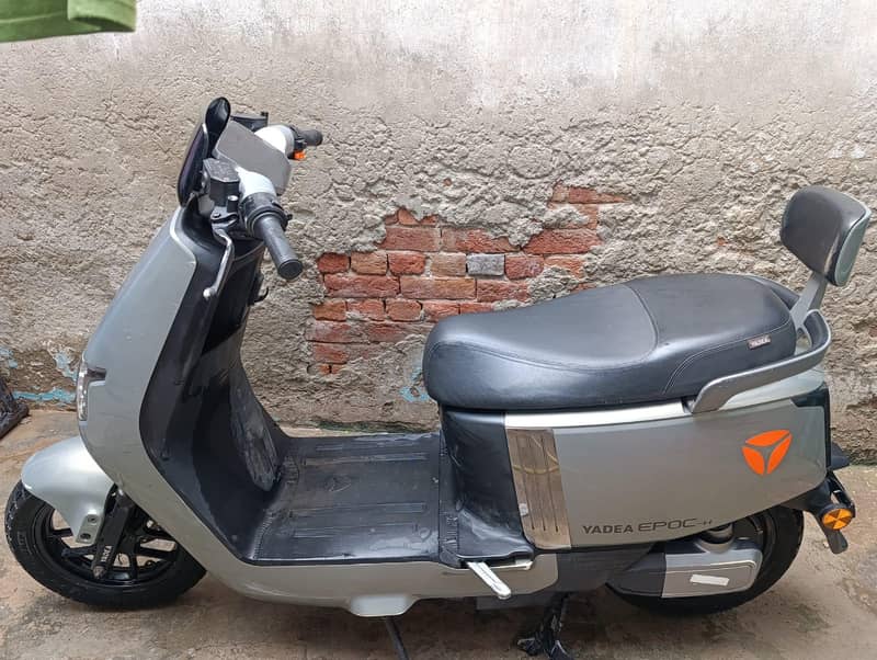 yadea Epoc 2