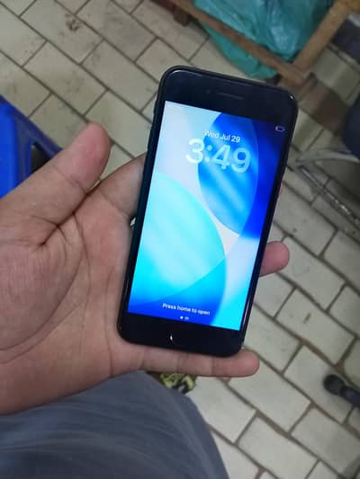 Apple iPhone SE 2020