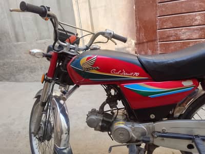 urgent sale krni ha bike bht achi ha