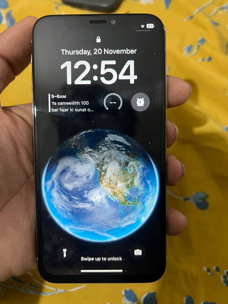 Apple iPhone X 5