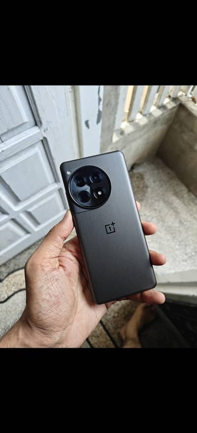 One Plus 12R