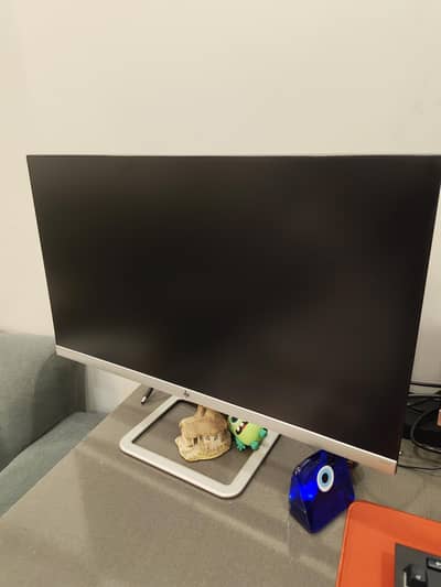 HP Monitor 24 Inch. 10/10 Condition