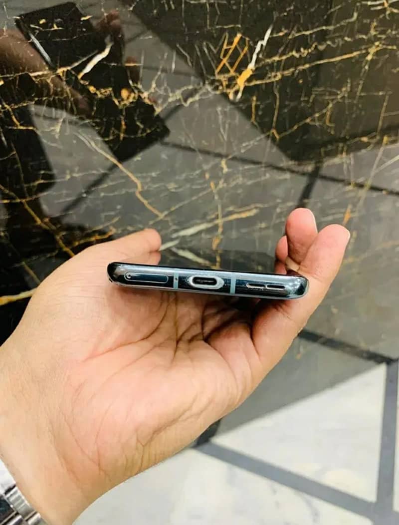 One Plus 9 Pro 4