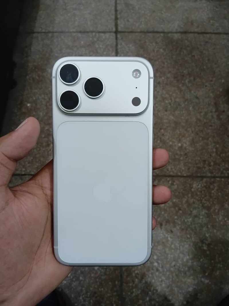 Iphone 17 pro max 0