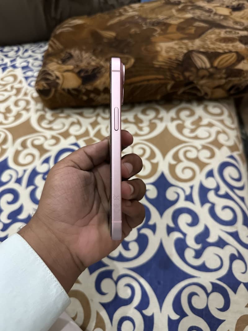 Apple iPhone 15 1