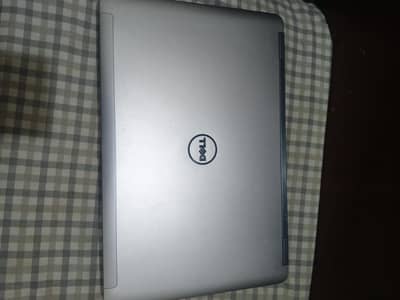 Dell latitude E6540 i5 4310M 8/128 Without Battery