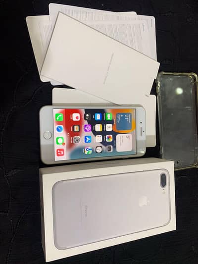 iPhone 7 plus new condition with box