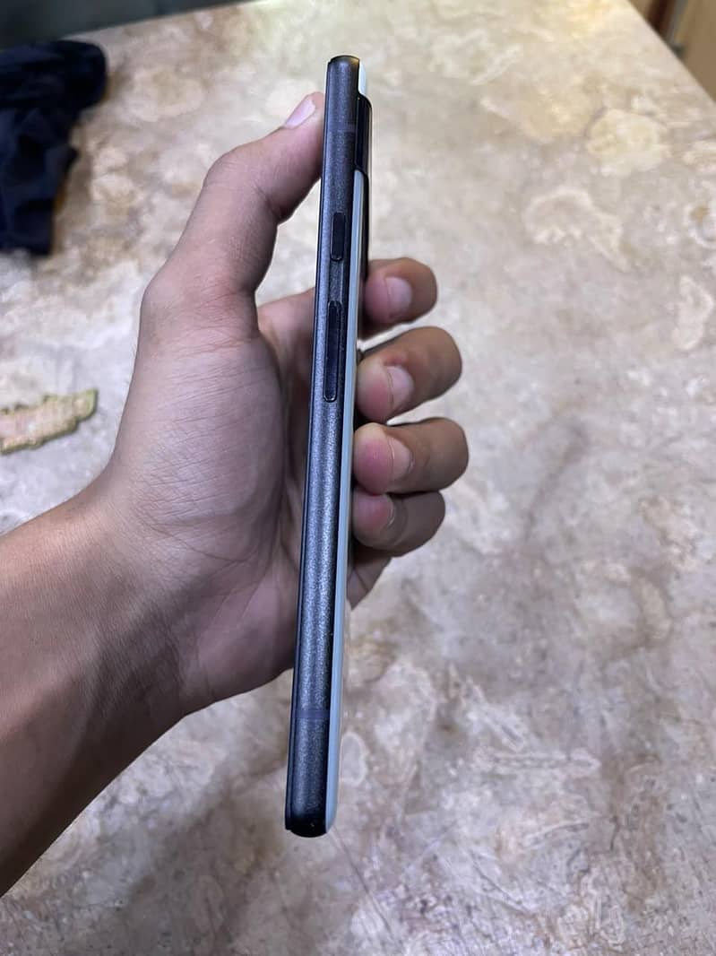 Google Pixel 6a with box 4