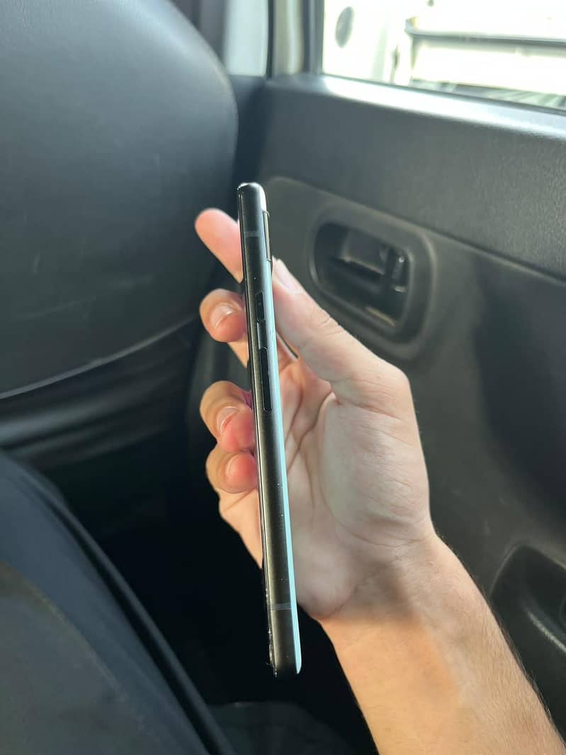 Google Pixel 6a 1