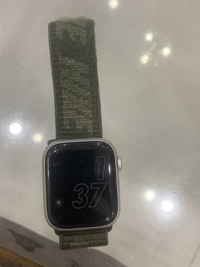 Apple watch 4