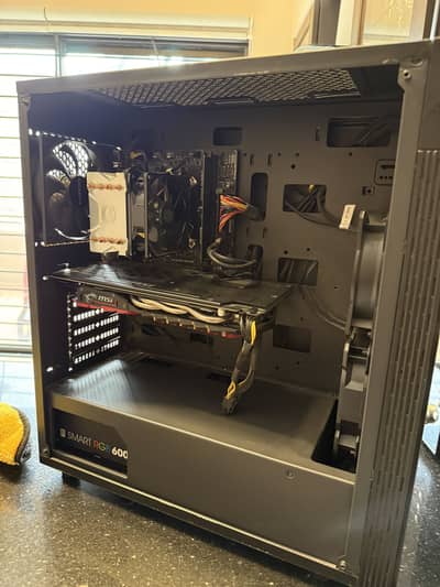 Selling gaming setup hardly used