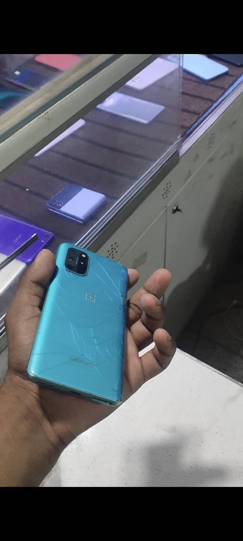 One Plus 8T 0