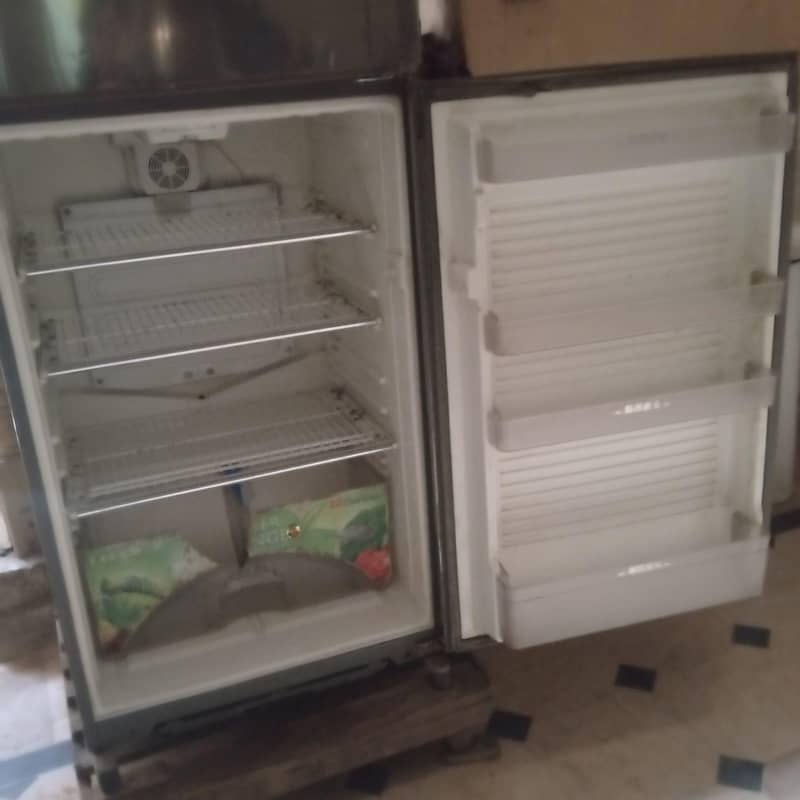 Dawlance fridge 2
