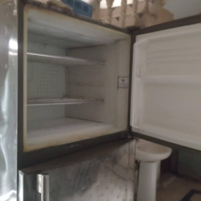 Dawlance fridge 5