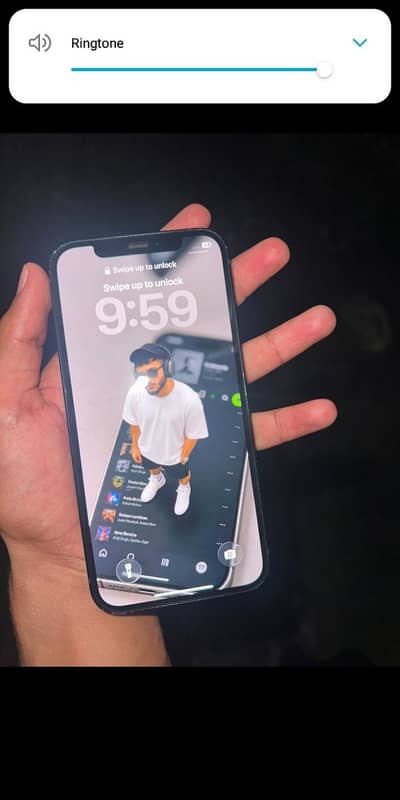 Apple iPhone 12