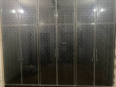 Wardrobe (safe)