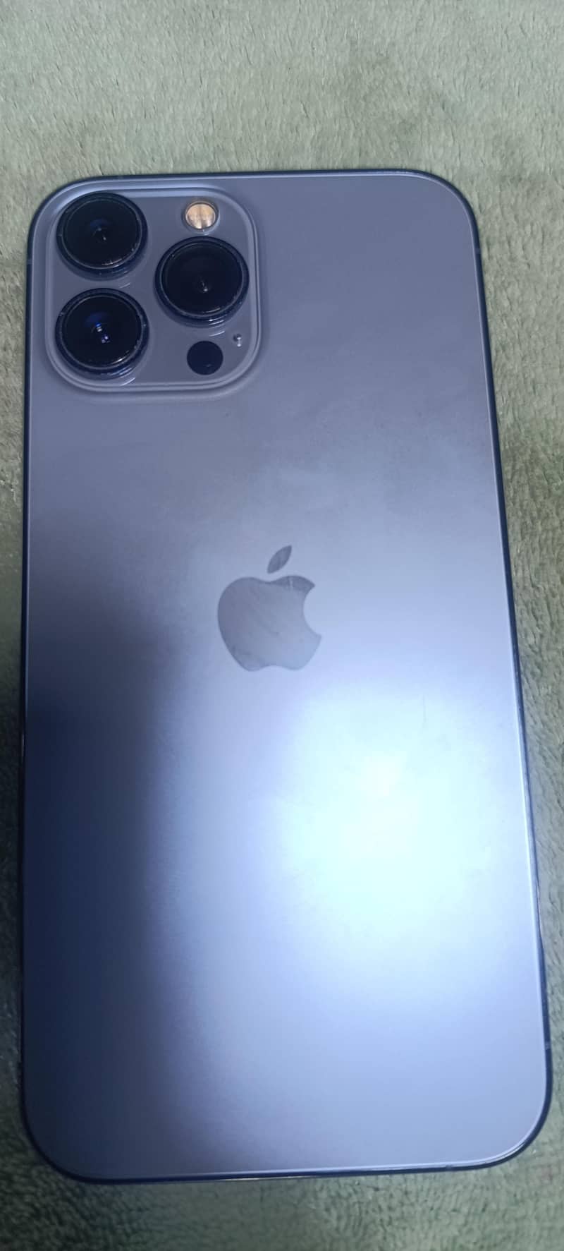 iPhone 13 Pro Max 0