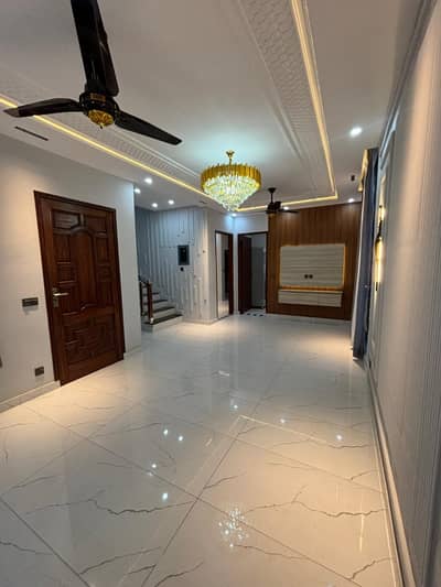 5 Marla Full House Available For Rent in Lahore