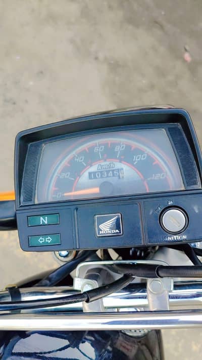 HONDA CD70