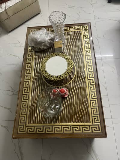 Brand new tabel for sale. .
