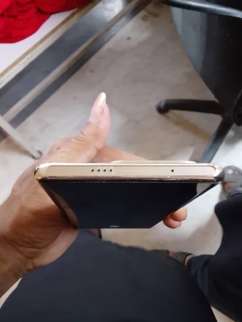 Infinix Zero 30 7