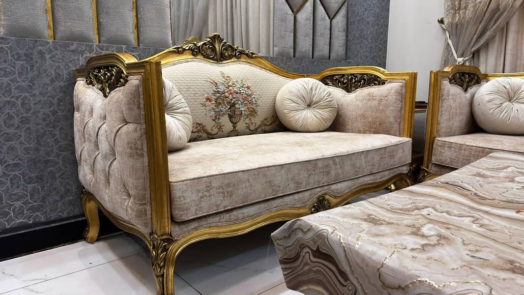 Beds, Sofas, dinning 5