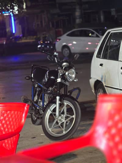 Suzuki GS 150 SE