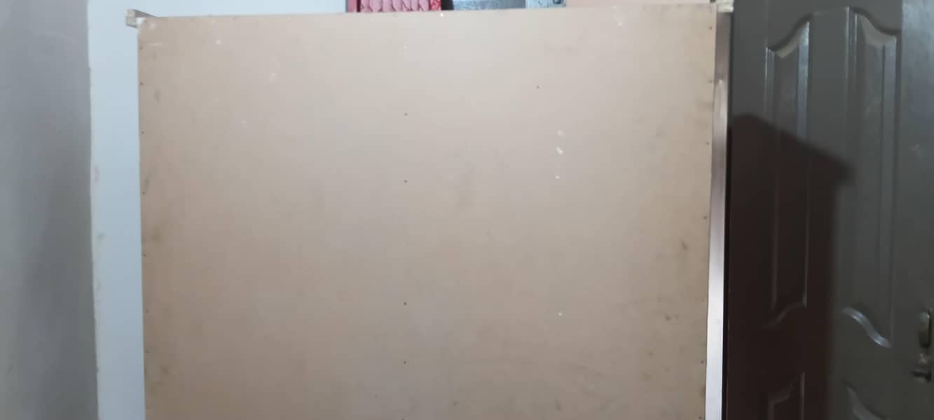 Cupboard/Wardrobe 0