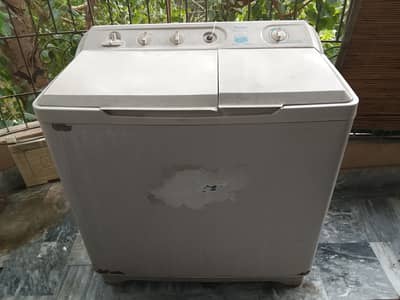 JUMBOO SIZE HAIER MACHINE WITH DRYER