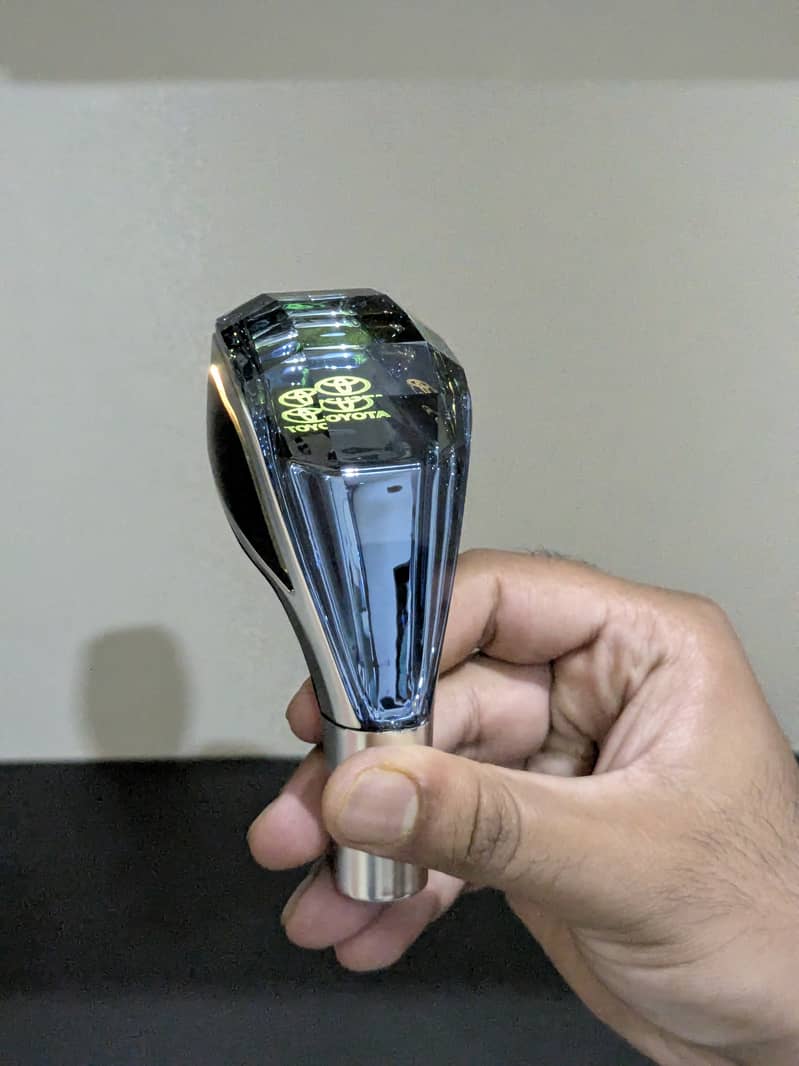 Custom Crystal Gear Knobs for All Models 1