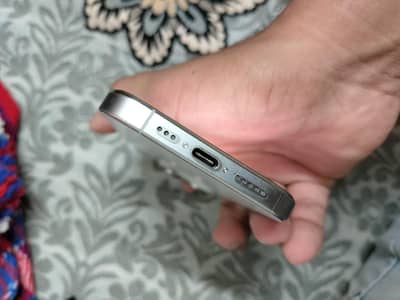 Apple iPhone 15 Pro