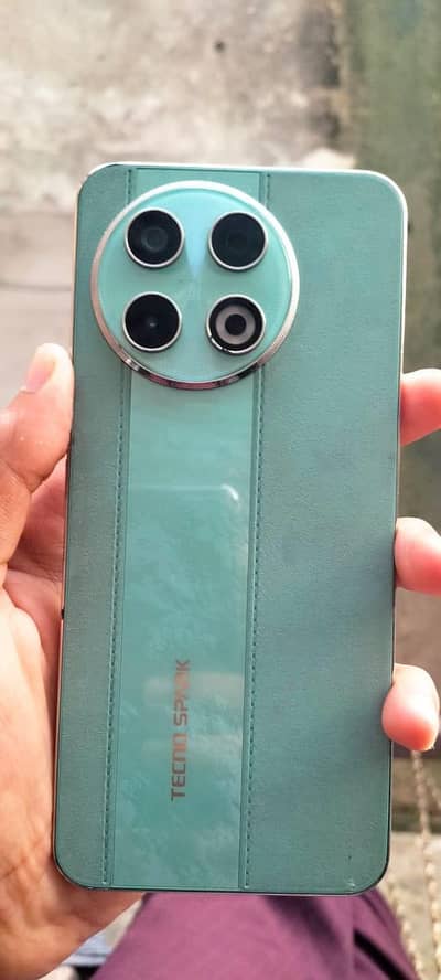 Tecno SPARK 30 Pro