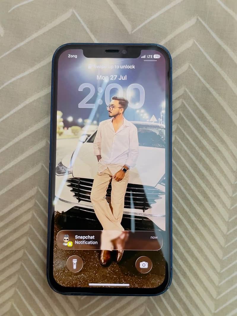 Apple iPhone 12 2