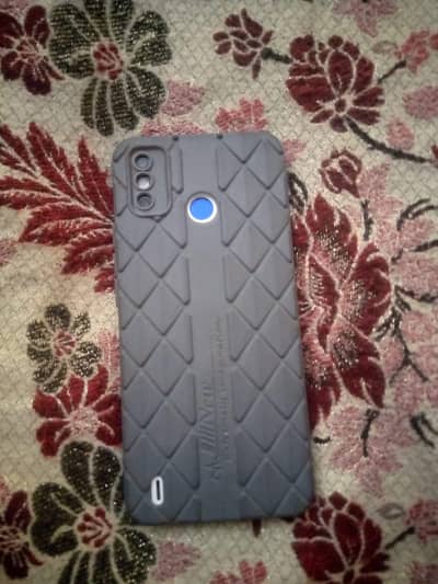 Tecno Spark 6