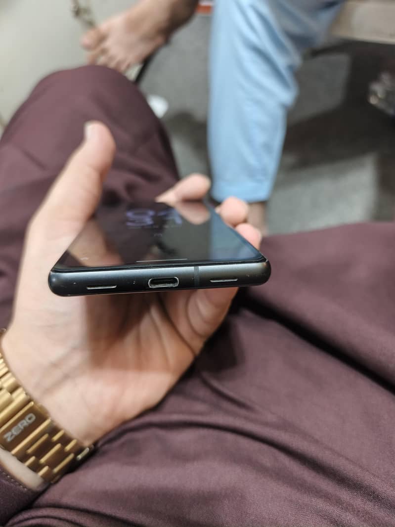 Google Pixel 7a 4
