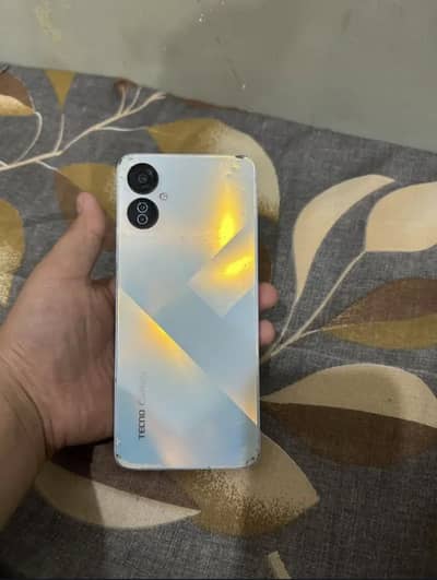 Tecno Camon 19