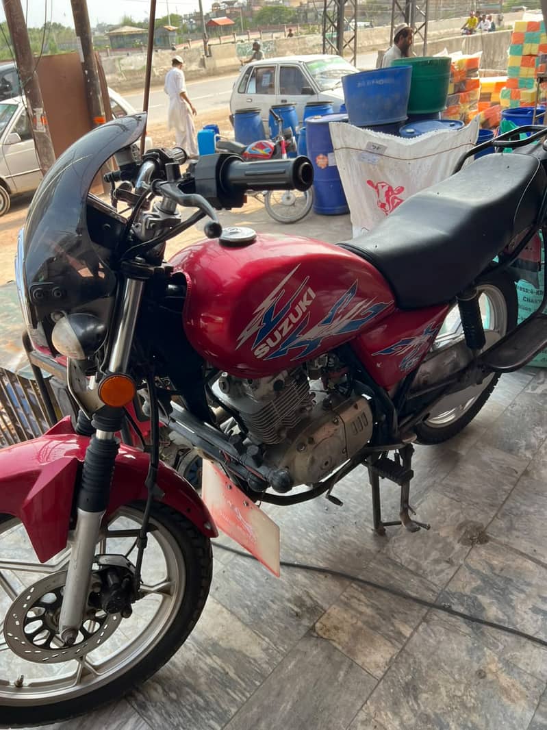 Suzuki GS 150 2018 Model | Totally Genuine 3