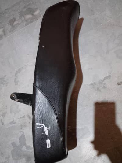 united 100cc Seat and seat frame